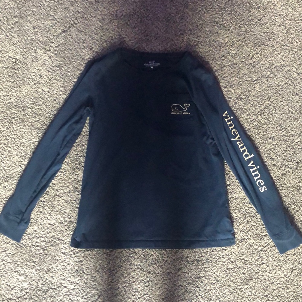 Vineyard Vines navy blue lighthouse long sleeve